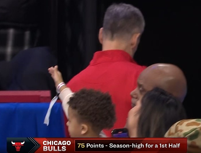 76人毫無防守！公牛上半場得到75分 創(chuàng)球隊(duì)本賽季上半場新高