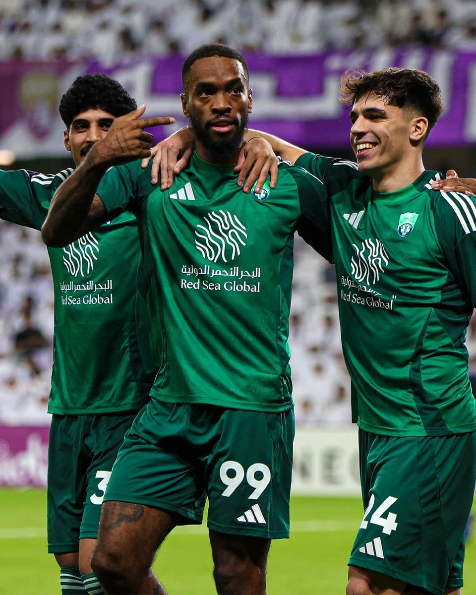 伊萬-托尼的逆襲：28歲每天賺55萬人民幣，沙特聯(lián)賽20場16球3助攻