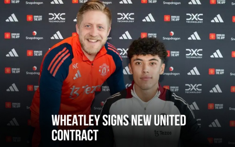 官方：曼聯(lián)與19歲中鋒惠特利續(xù)約，新合同至2028&含1年續(xù)約選項