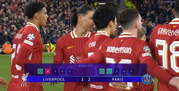 努涅斯失點(diǎn)之后一直到杜埃制勝點(diǎn)球，鏡頭多達(dá)5次給到努涅斯特寫