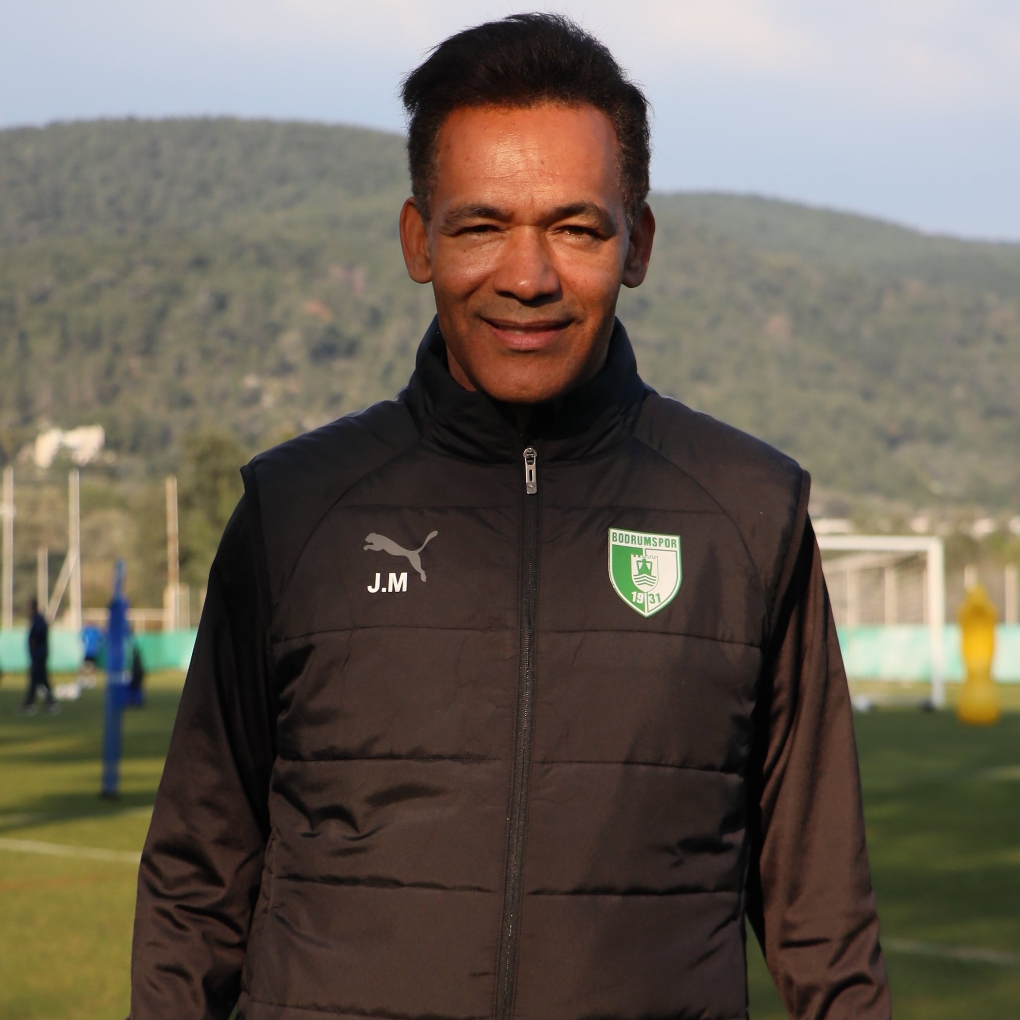 土超隊換帥后5勝2平&1球不丟！新帥曾長期輔佐穆帥，下輪直接對話