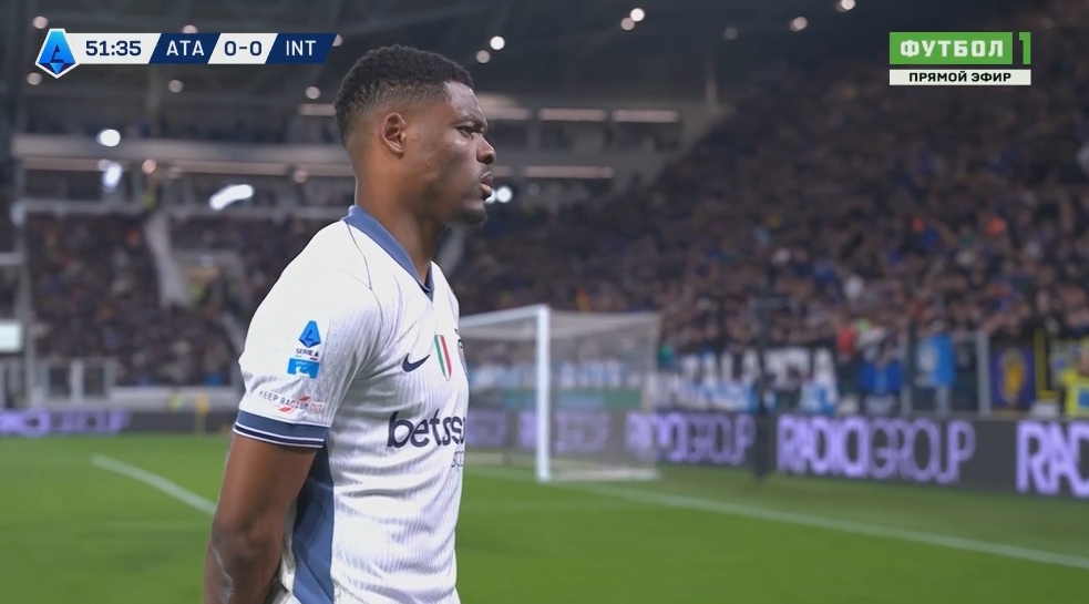 看臺出現(xiàn)醫(yī)療事故，國米vs亞特蘭大第51分鐘一度中斷