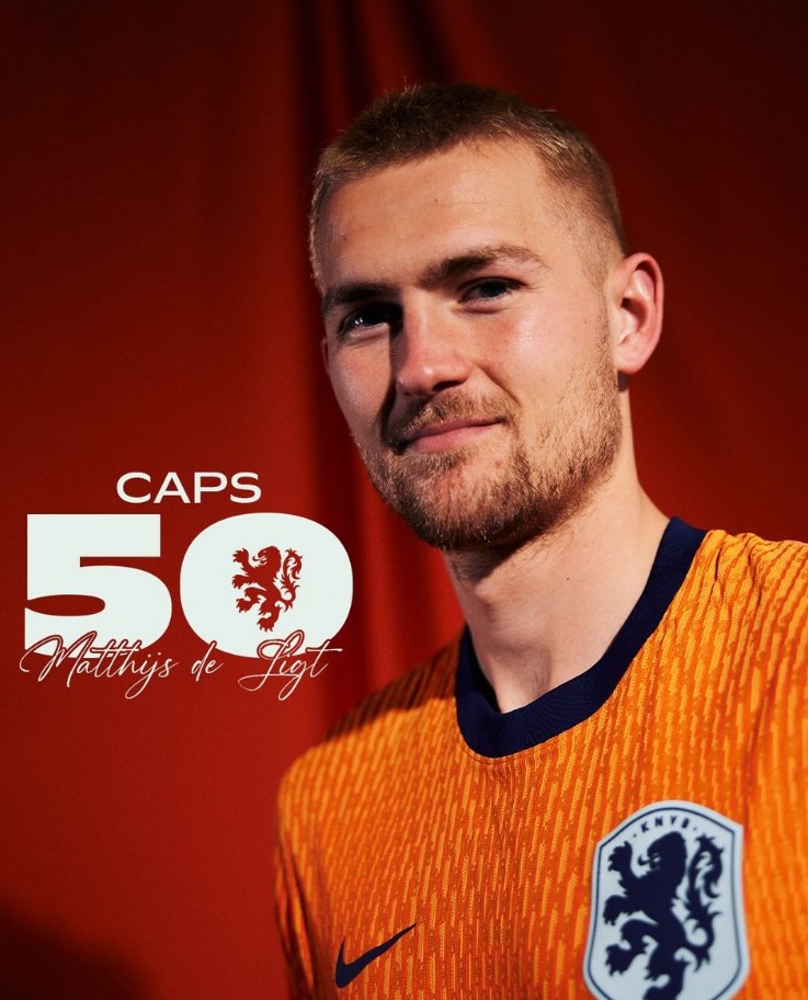 德里赫特替補(bǔ)出場，迎個(gè)人荷蘭隊(duì)50次出場里程碑之戰(zhàn)