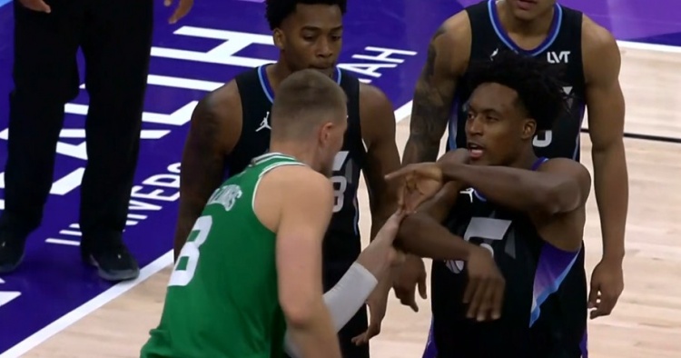 波津和基昂特-喬治卡位要球時互相推搡&塞克斯頓上前伸指 雙方吃T