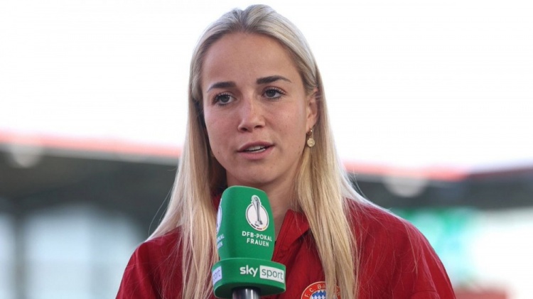 拜仁高層缺席女足德國杯半決賽，球員：希望他們至少在電視上看了