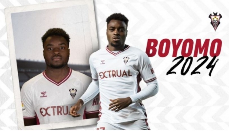 36小時(shí)+8000公里+3次航班！奧薩蘇納球員博約莫趕上對(duì)巴薩的比賽