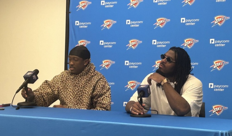 杰倫威：多特每場(chǎng)都盯防對(duì)方的最強(qiáng)球員 能保持如此強(qiáng)度不可思議