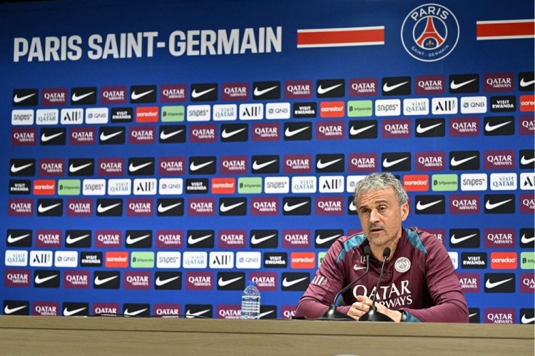 剩8輪領(lǐng)先19分！恩里克：這事不重要 官方確認(rèn)前永遠(yuǎn)不會自稱冠軍