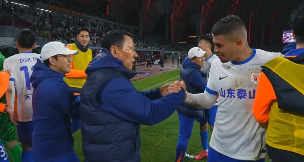 熱議泰山讓3追4：比伊斯坦布爾之夜還刺激！印象最深是澤卡的怒吼