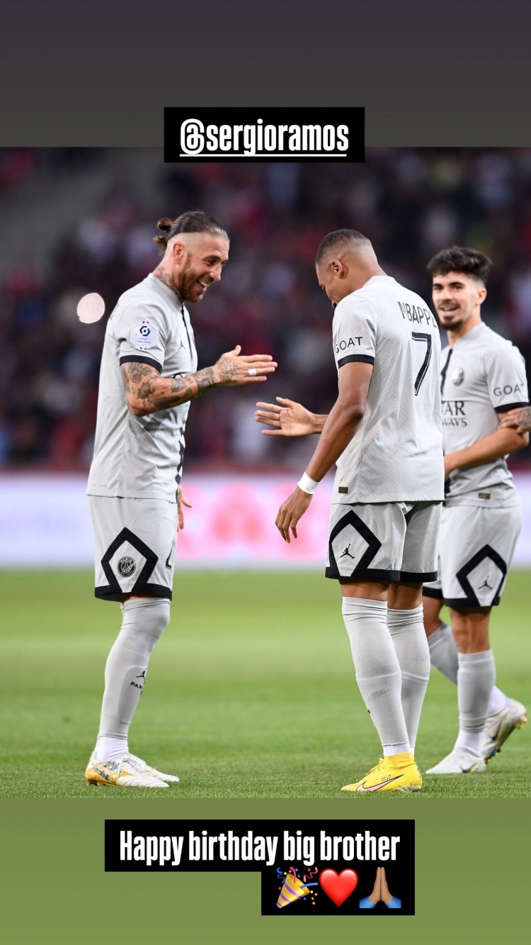 姆巴佩社媒曬與拉莫斯合照：生日快樂，大哥