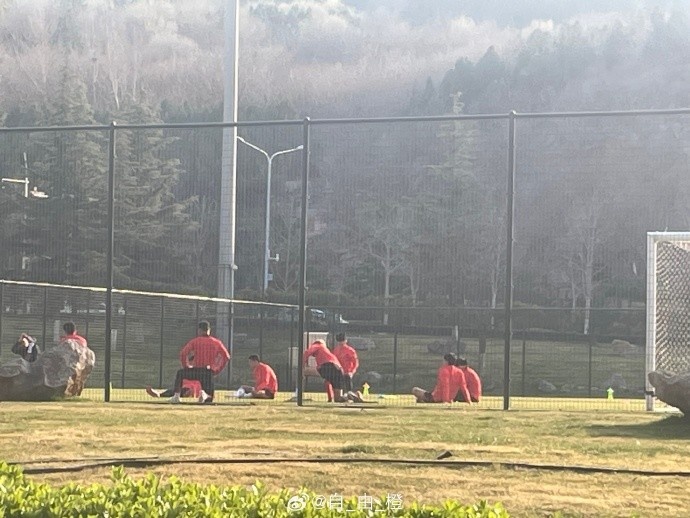 連續(xù)客場(chǎng)！博主：成都蓉城已抵達(dá)濟(jì)南備戰(zhàn)，周三將客戰(zhàn)泰山隊(duì)