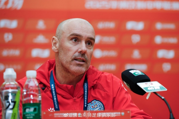 胡安：對于今天的比賽結(jié)果我非常遺憾，但我也認(rèn)可隊員的團(tuán)結(jié)拼搏