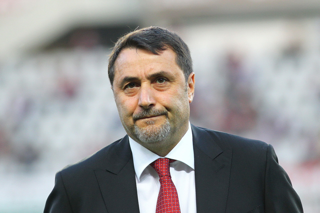 米拉貝利：米蘭建隊(duì)方向正確，但需孔蒂般的教練才能競爭意甲冠軍