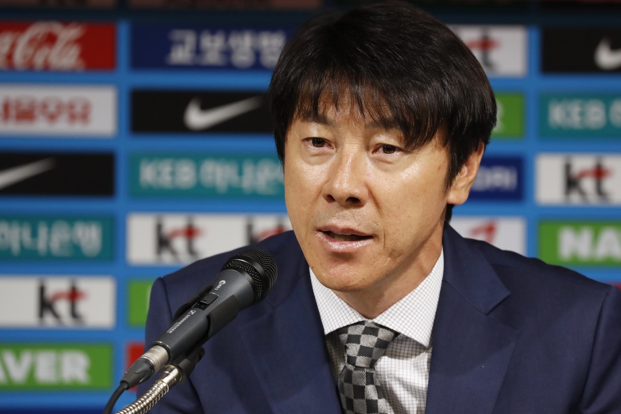 申臺龍談印尼1比5慘敗：新教練可能沒時間訓(xùn)練人盯人和定位球防守