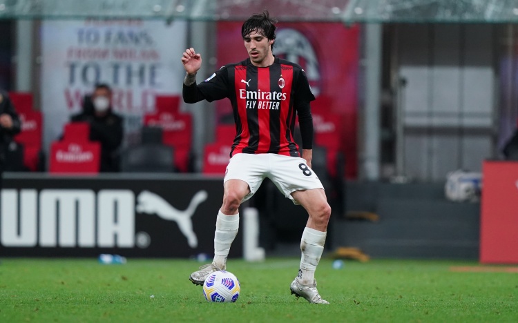 托納利：米蘭處子賽季后我有憂(yōu)心忡忡，擔(dān)心自己不被買(mǎi)斷