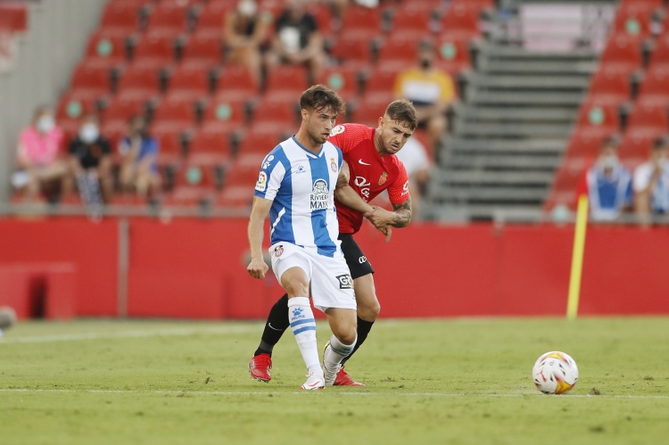 本賽季西甲僅5名球員至少3次主罰點球全部命中，普阿多為其中之一