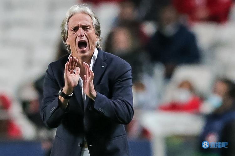 巴媒：利雅得新月主帥同意執(zhí)教巴西，但要在世俱杯結(jié)束后接受任命