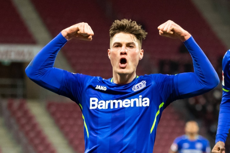 龍哥還踢無鋒陣嗎？?？?4場22球1助攻，曾隨羅馬親歷歐冠大逆轉(zhuǎn)