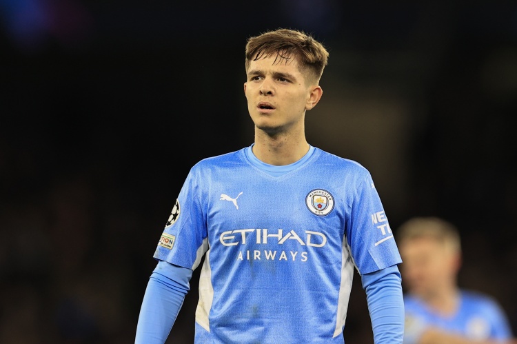 麥卡蒂：恩瓦內(nèi)里兩只腳的終結(jié)能力都非常出色，他是世界級的球員