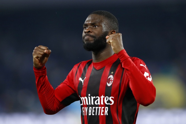 都體：托莫里連續(xù)6場(chǎng)比賽替補(bǔ)，他可能在夏天離開(kāi)米蘭