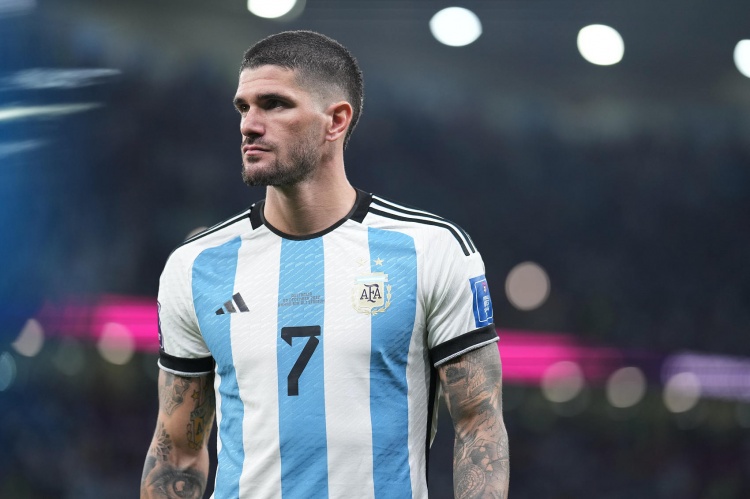 阿媒：德保羅未吃牌，染黃的帕雷德斯、奧塔門迪和恩佐遭遇停賽