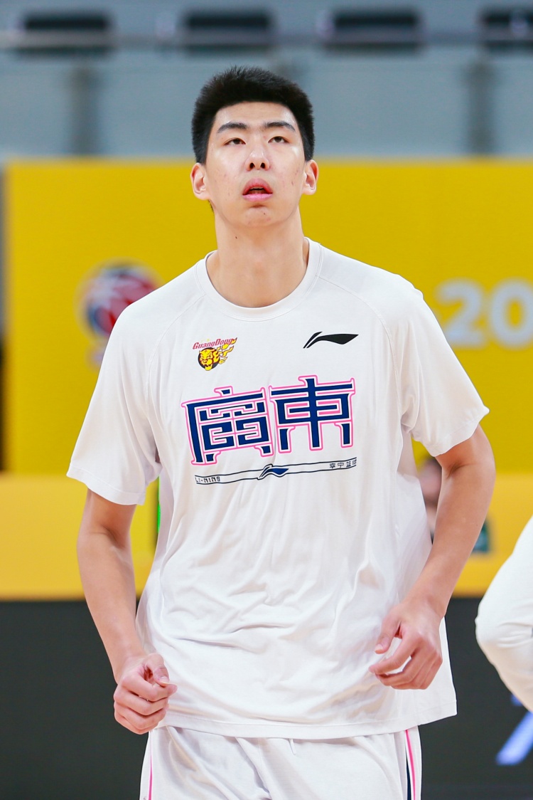 麥穗豐：廣東用了很多心思鍛煉徐昕 后者要珍惜機會 進攻終結得穩(wěn)