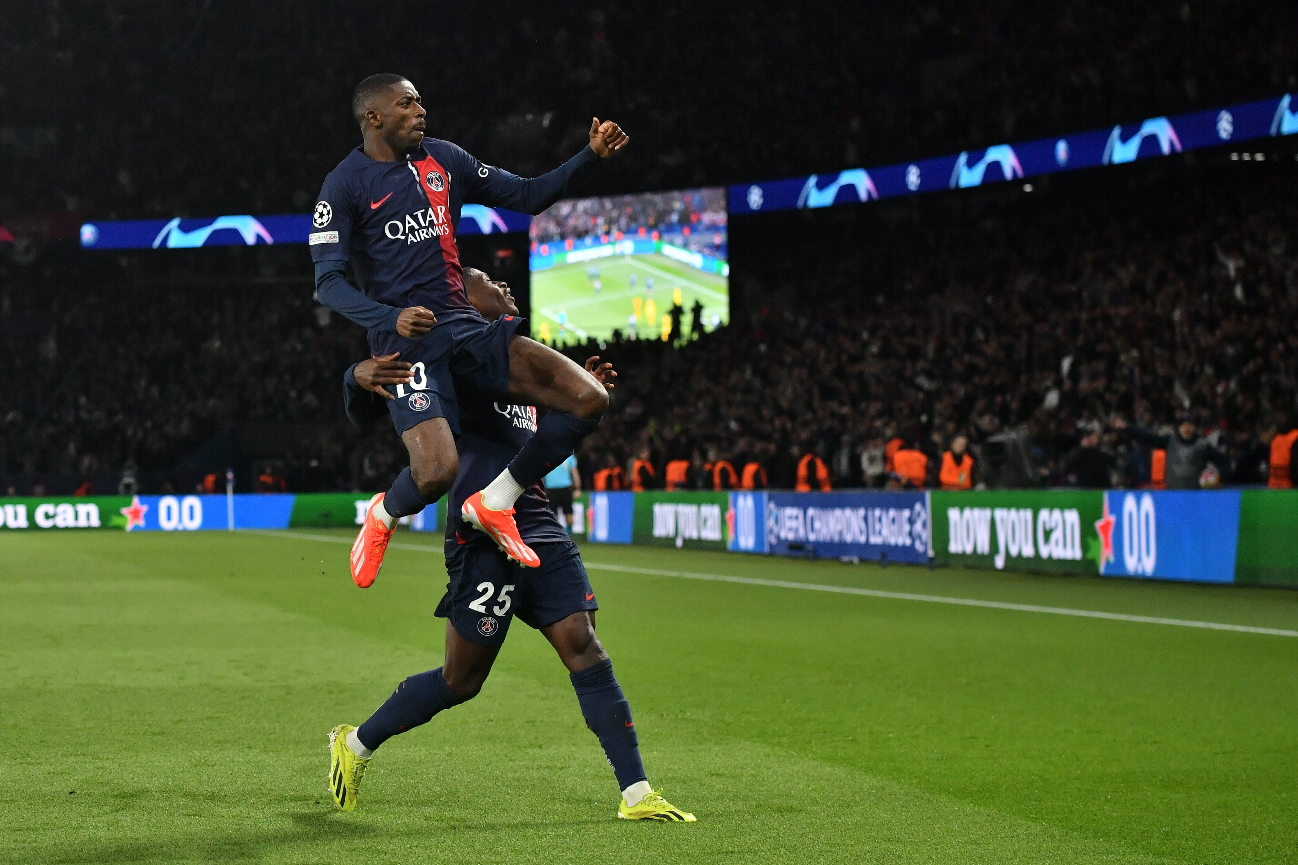 登貝萊本賽季為巴黎&法國41場進(jìn)31球，此前5個(gè)賽季190場共計(jì)31球