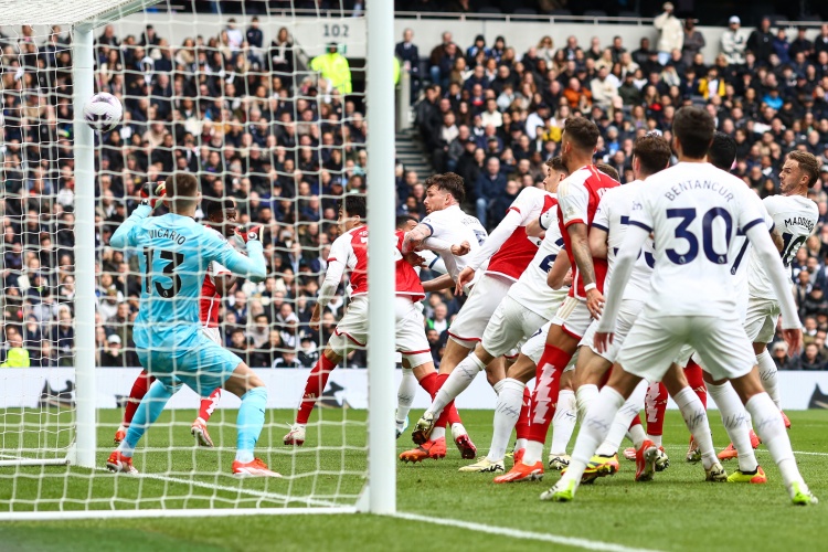 記者：紐卡、紅軍、熱刺、槍手和米蘭考慮在中國香港進行季前賽