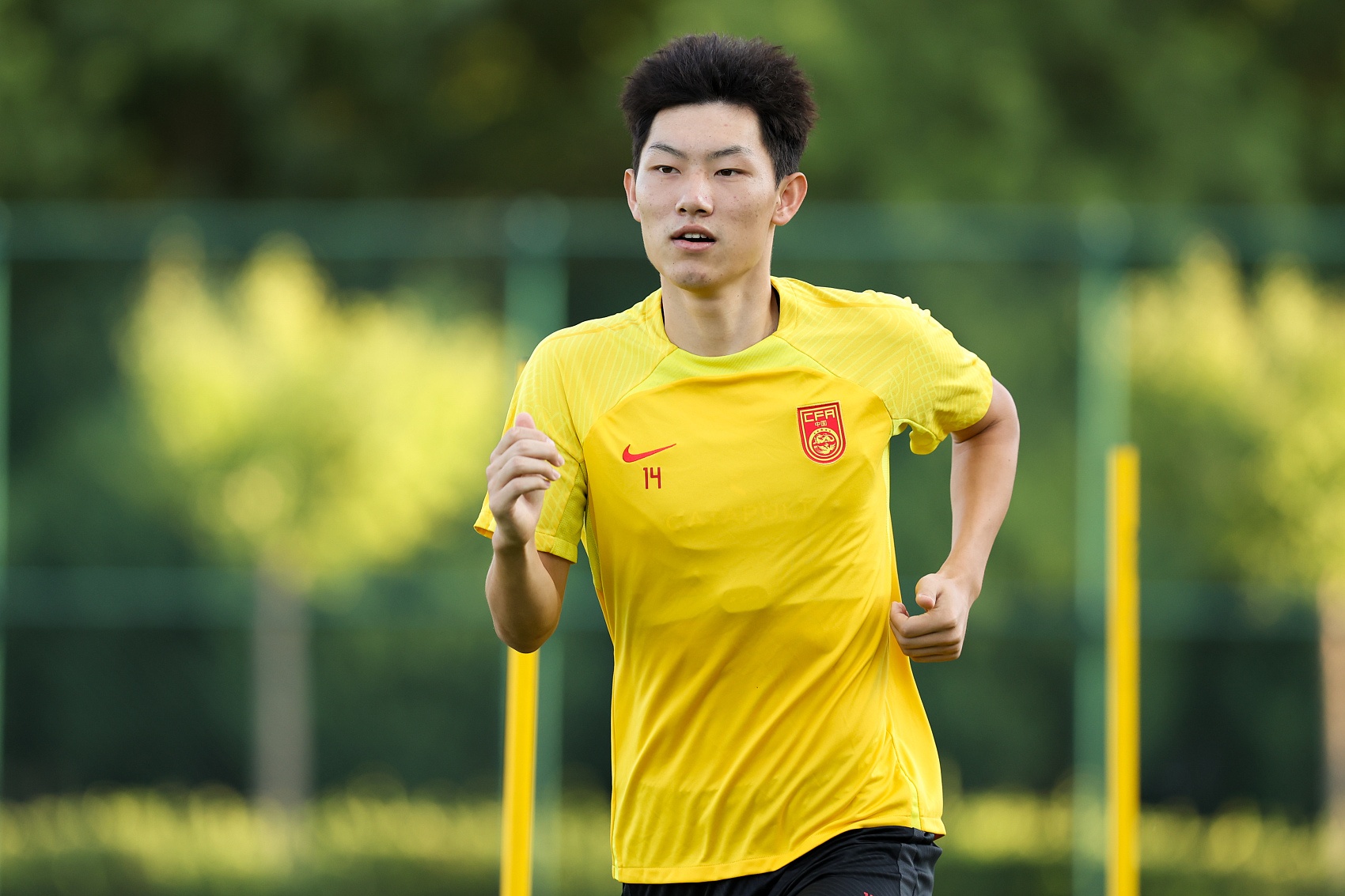 魯媒：泰山隊(duì)抵達(dá)梅州五外援齊整，四名國(guó)腳可出戰(zhàn)史松宸隨隊(duì)