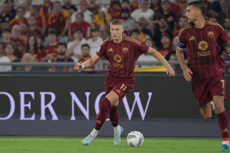 多夫比克首秀賽季打進(jìn)10球，羅馬新世紀(jì)僅馬約拉爾和亞伯拉罕做到