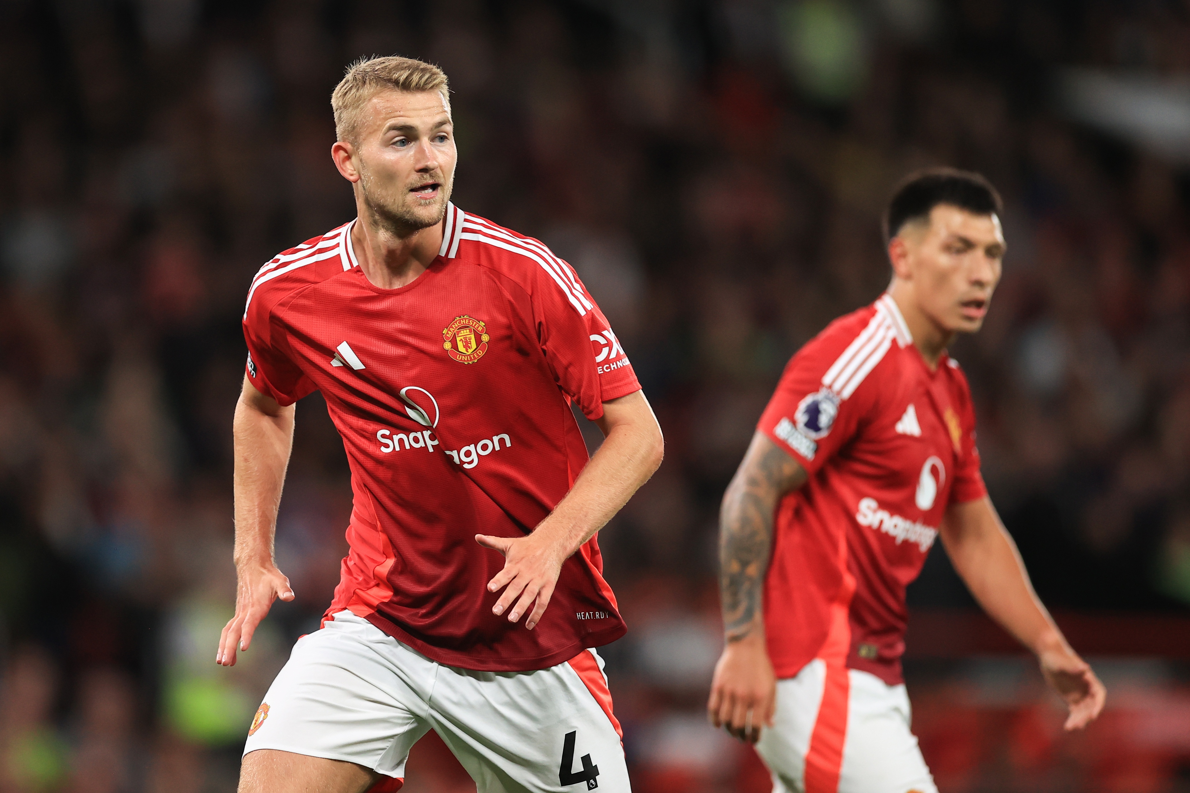 舊將：曼聯(lián)中衛(wèi)陣容的實力足夠，問題在于中場保護不力