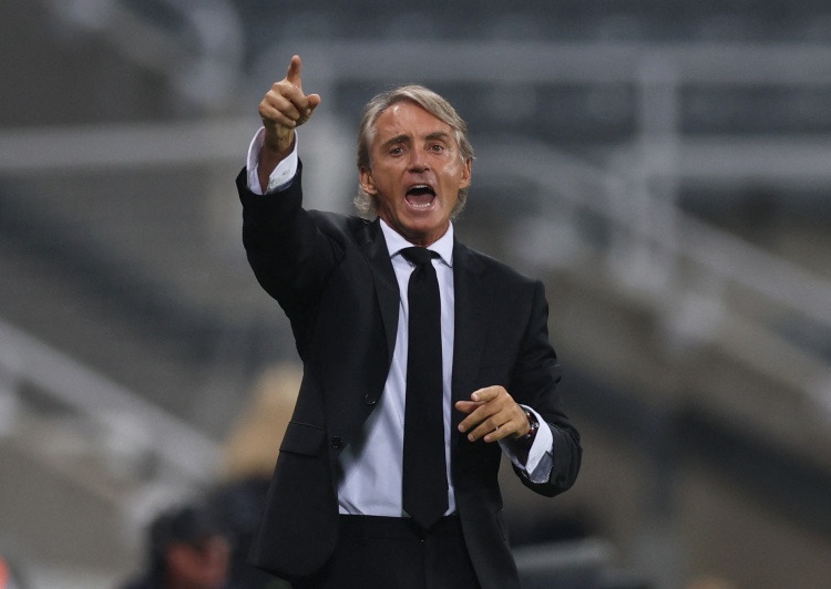 曼奇尼：意大利當年奪歐洲杯堪稱奇跡，低水平外援不如本土年輕人