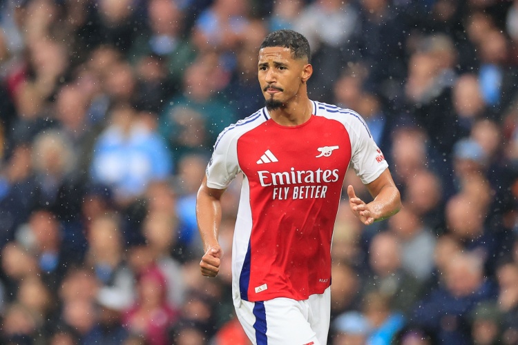 空霸！薩利巴近2場英超對陣森林&曼聯(lián)，11次爭頂全部成功