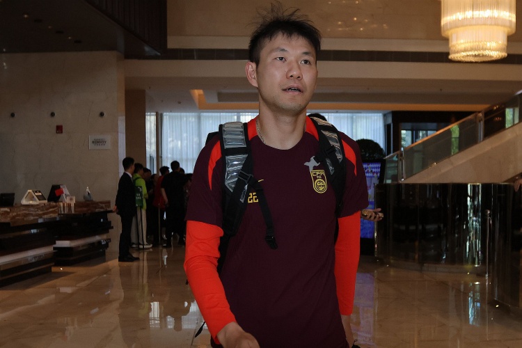 媒體人：如果李源一沒傷沒病，他落選名單在邏輯上講不出合理性