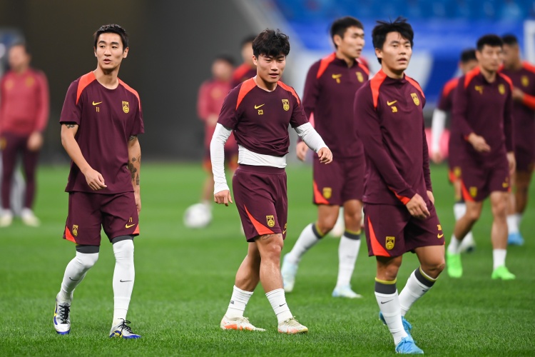 記者：國足還是原來的實力，無非是伊萬找到符合國足定位的戰(zhàn)術(shù)