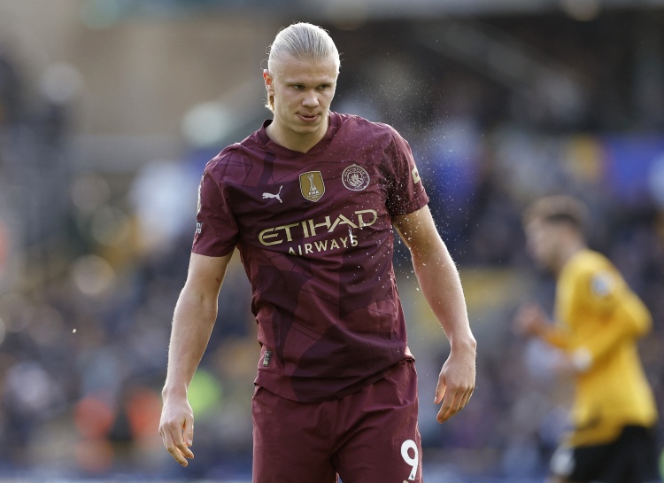 電訊報(bào)：哈蘭德拄拐離場(chǎng)時(shí)不太痛苦，曼城還未確認(rèn)他是否接受掃描