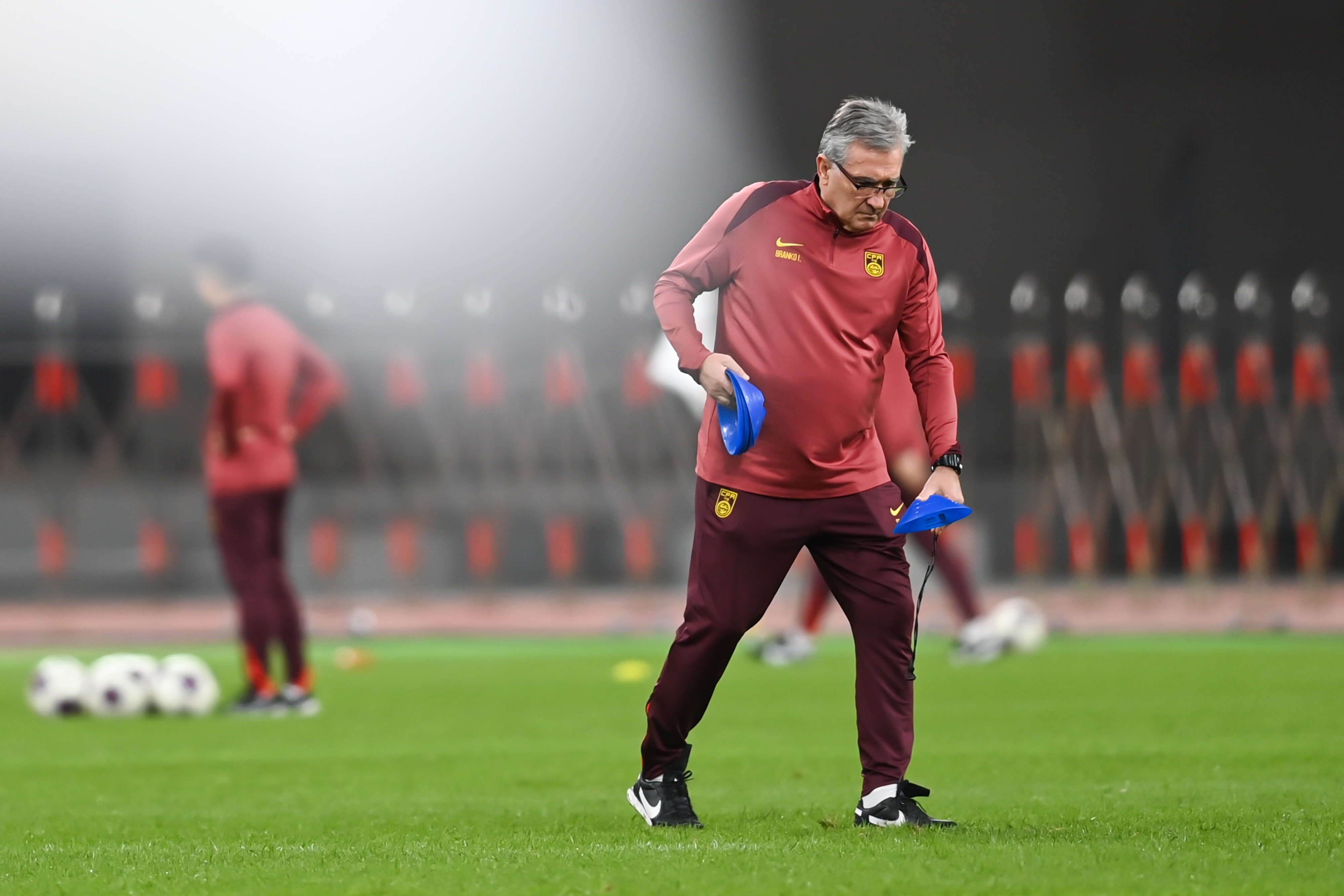 足球報：國足客戰(zhàn)沙特還是防反為主，或有張玉寧、塞鳥等三后手