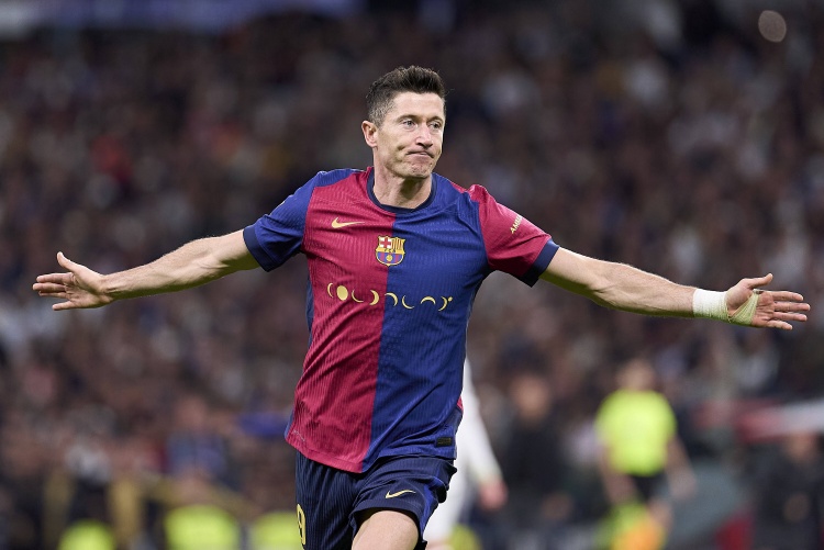 萊萬本賽季俱樂部+國家隊已打進(jìn)40球，五大聯(lián)賽球員中首位