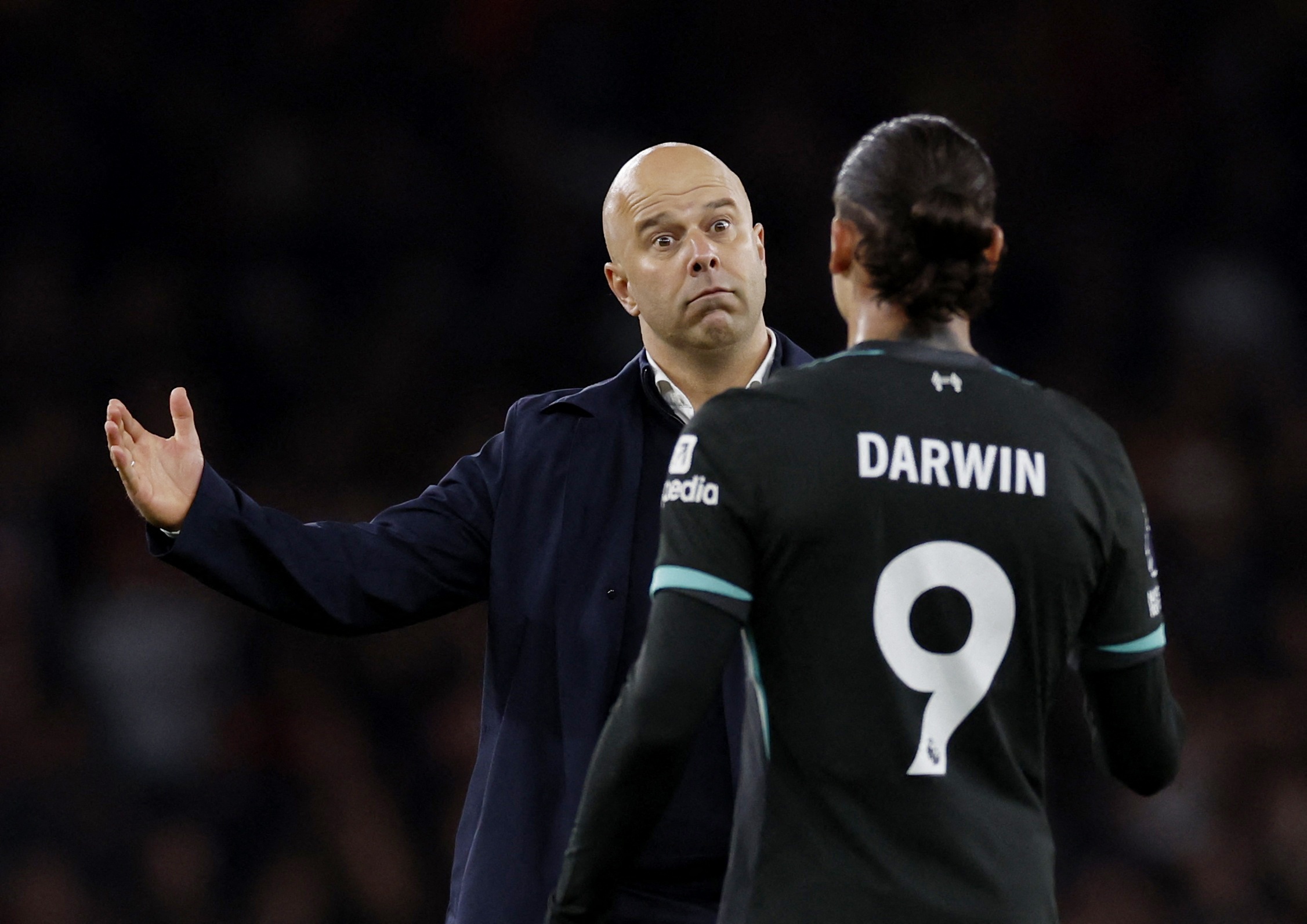 斯洛特:我跟努涅斯又交流過，我介意的不是錯過機會而是比賽投入