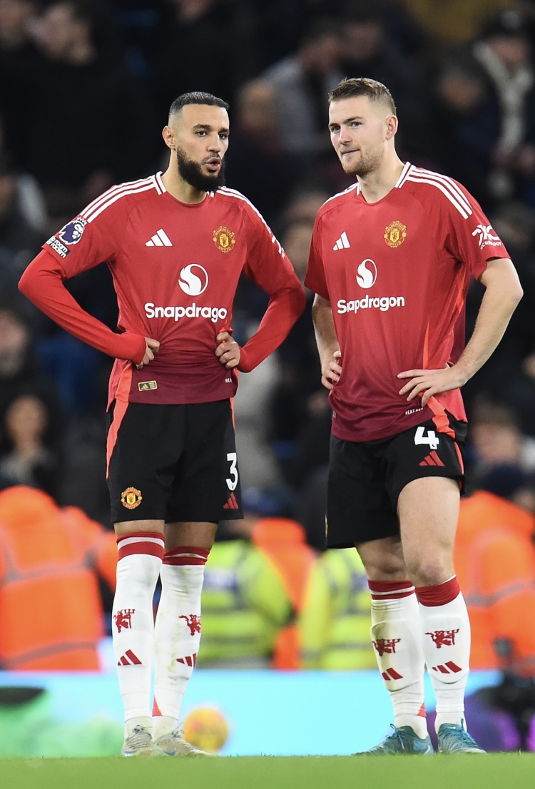 舍己為魔？拜仁賤賣德里赫特&馬茲拉維，引進(jìn)伊藤&博伊長(zhǎng)期傷停