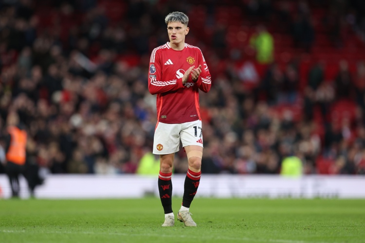 DO：曼聯(lián)不想積極推動加納喬、梅努離隊，但若報價合適或接受