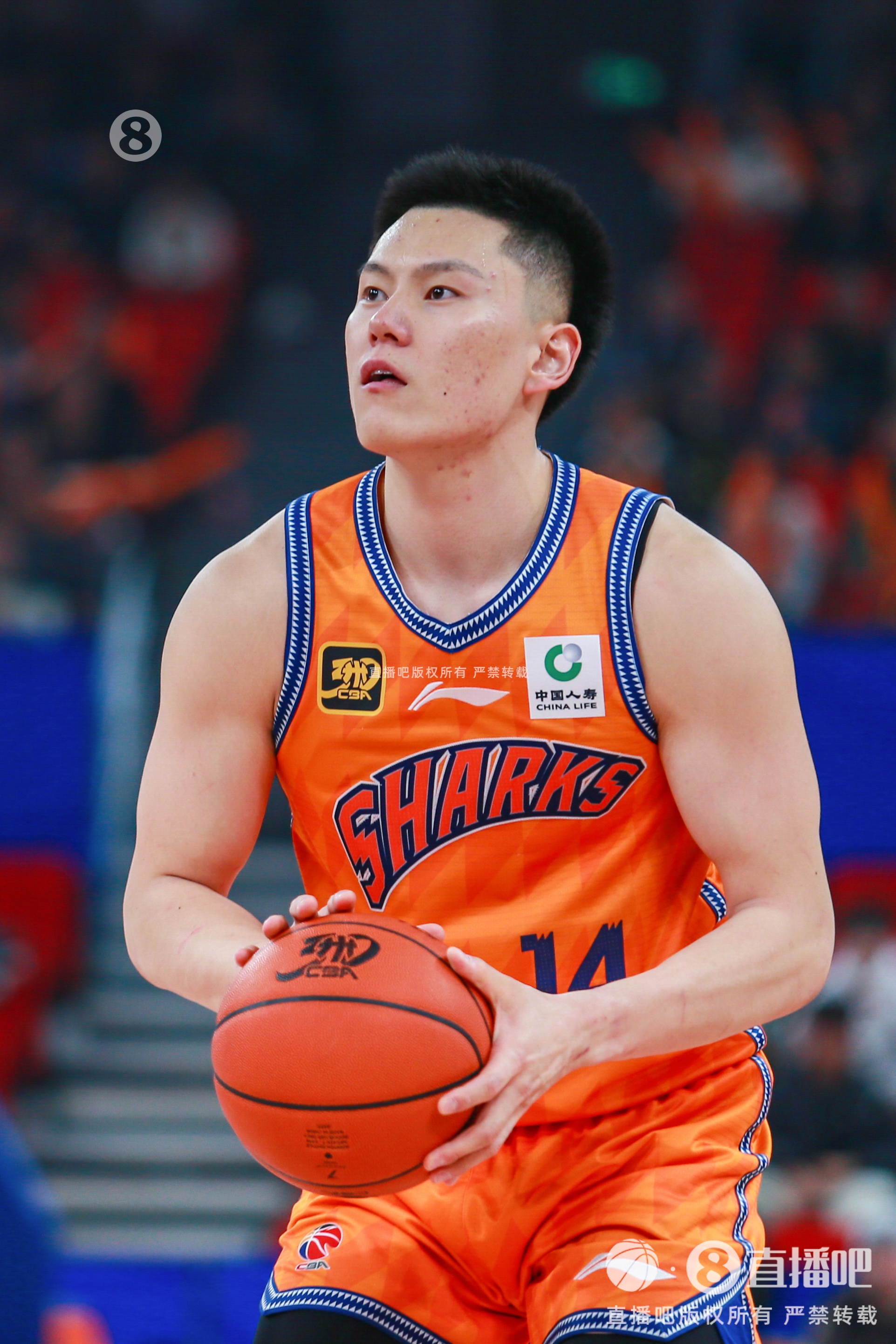手感火熱！李弘權(quán)半場(chǎng)三分6中5得到15分3板0失誤