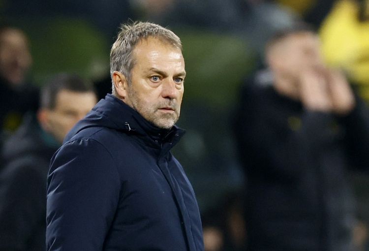 世體：弗里克外表溫和卻內(nèi)藏鐵腕，以獨(dú)特的管理風(fēng)格贏得球迷喜愛(ài)