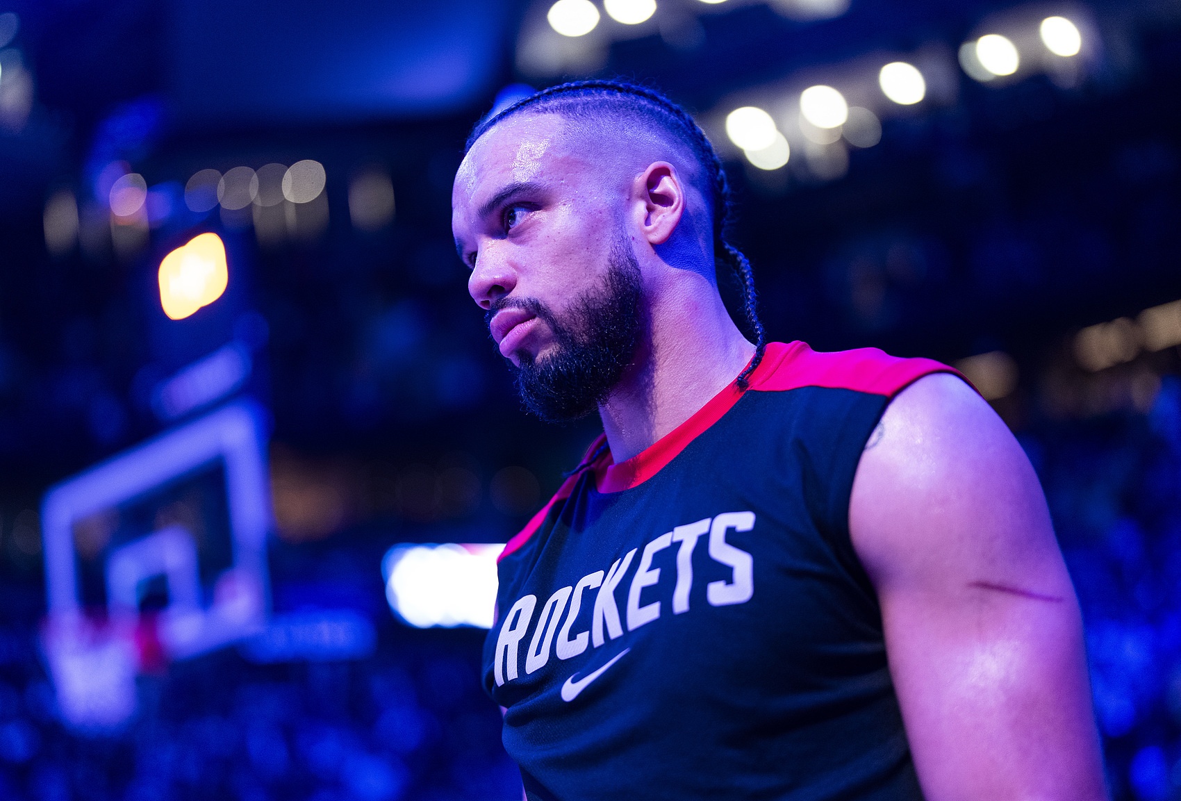 拼盡全力！狄龍末節(jié)9分 全場(chǎng)12中8拿到21分3板&三分8中5