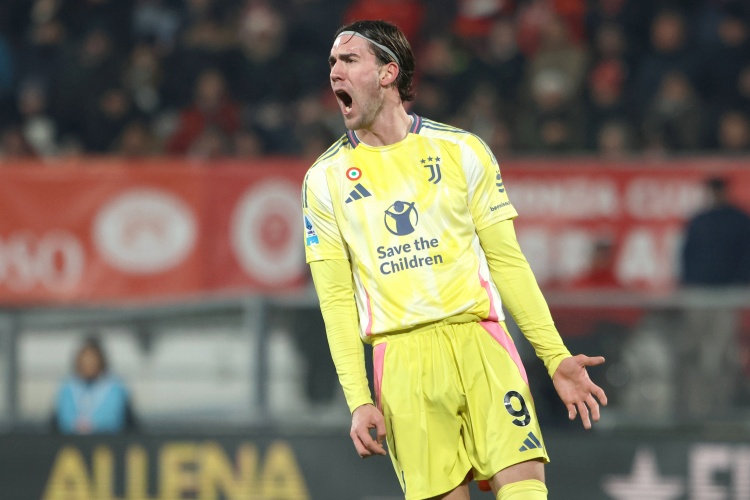 意媒：巴薩、阿森納和切爾西正關(guān)注弗拉霍維奇，尤文標(biāo)價(jià)3000萬歐