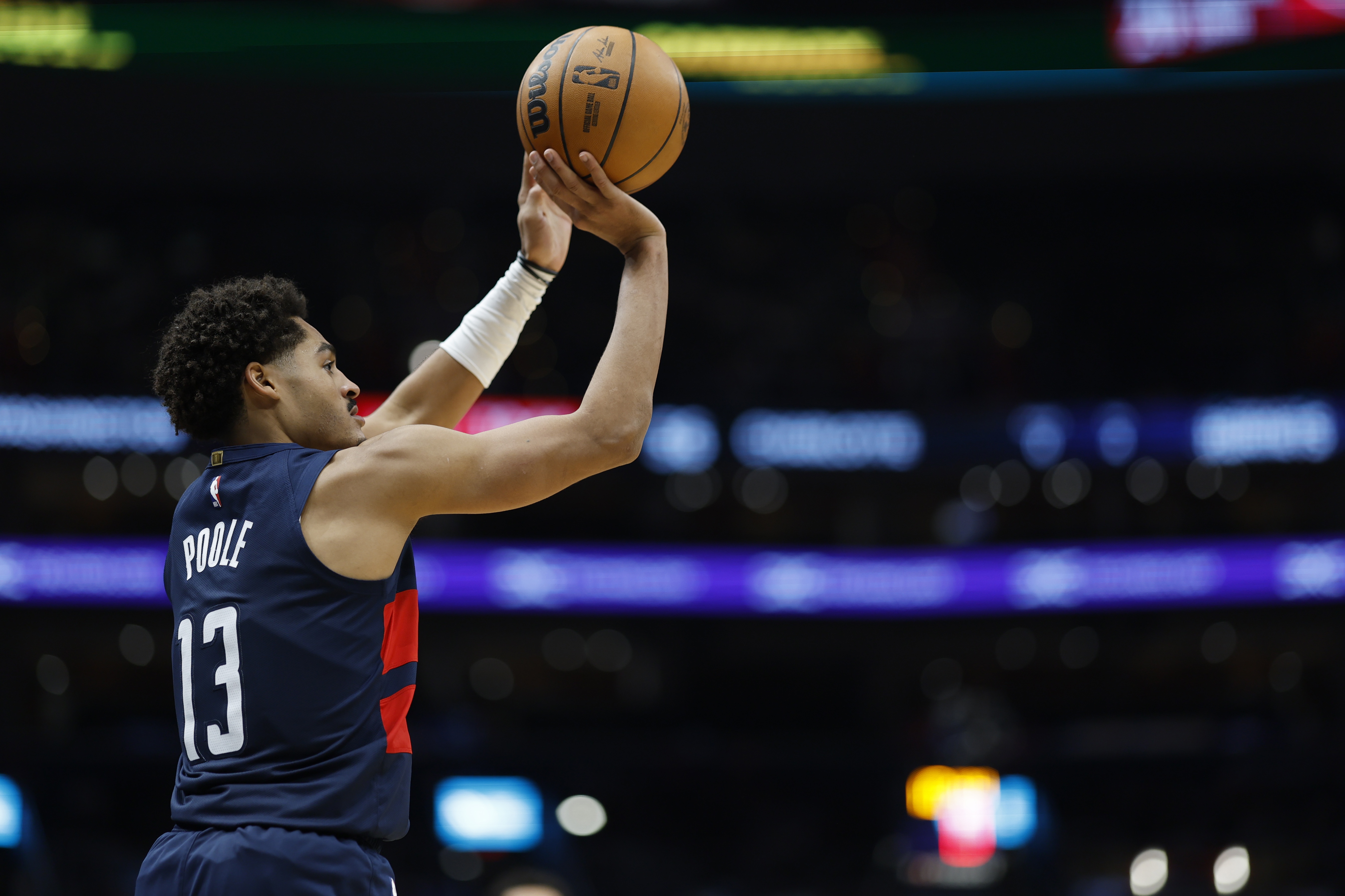 今天拉了！普爾11投1中&三分9中0 得到2分2板5助