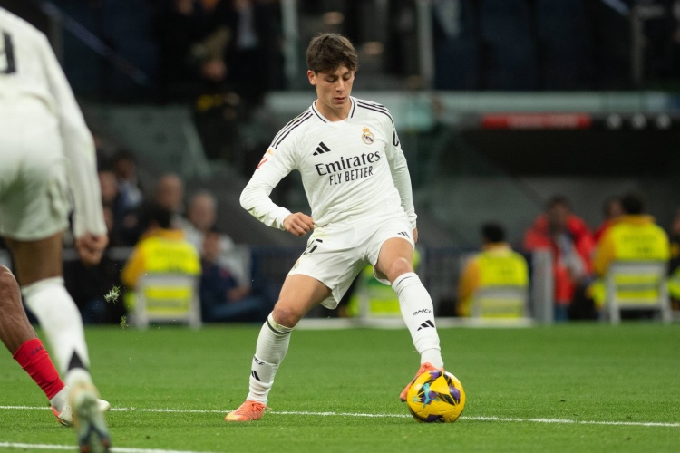 馬卡稱贊居勒爾：表現(xiàn)全面越趨成熟，他是解決中場問題的關(guān)鍵