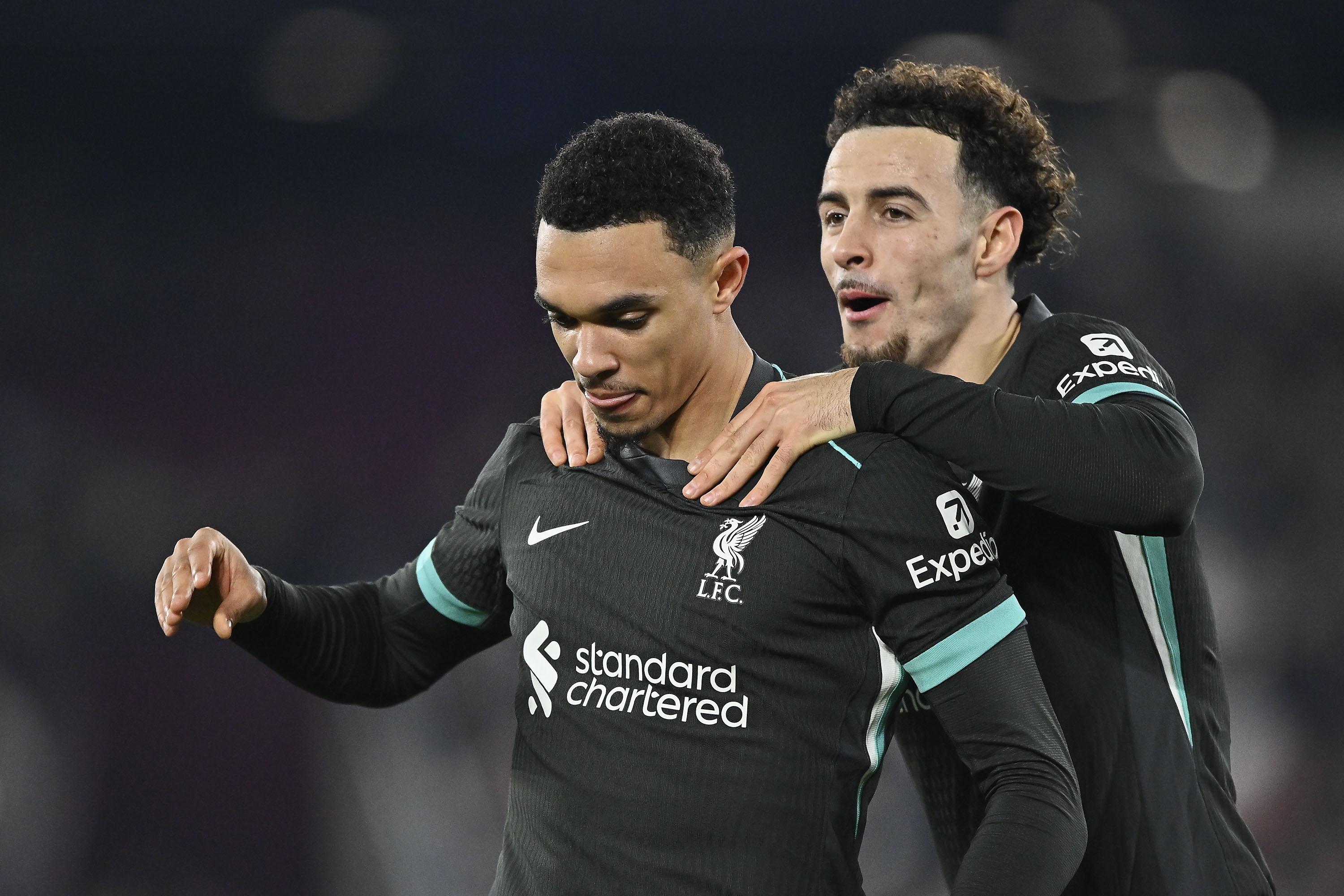 卡拉格談阿諾德：很失望，應想著聯(lián)賽數超曼聯(lián)3-4個 歐冠數超米蘭