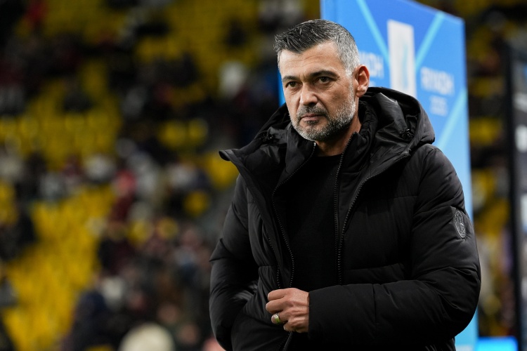 意媒：孔塞桑要求米蘭球員控制飲食，很多人對(duì)每天稱體重有意見