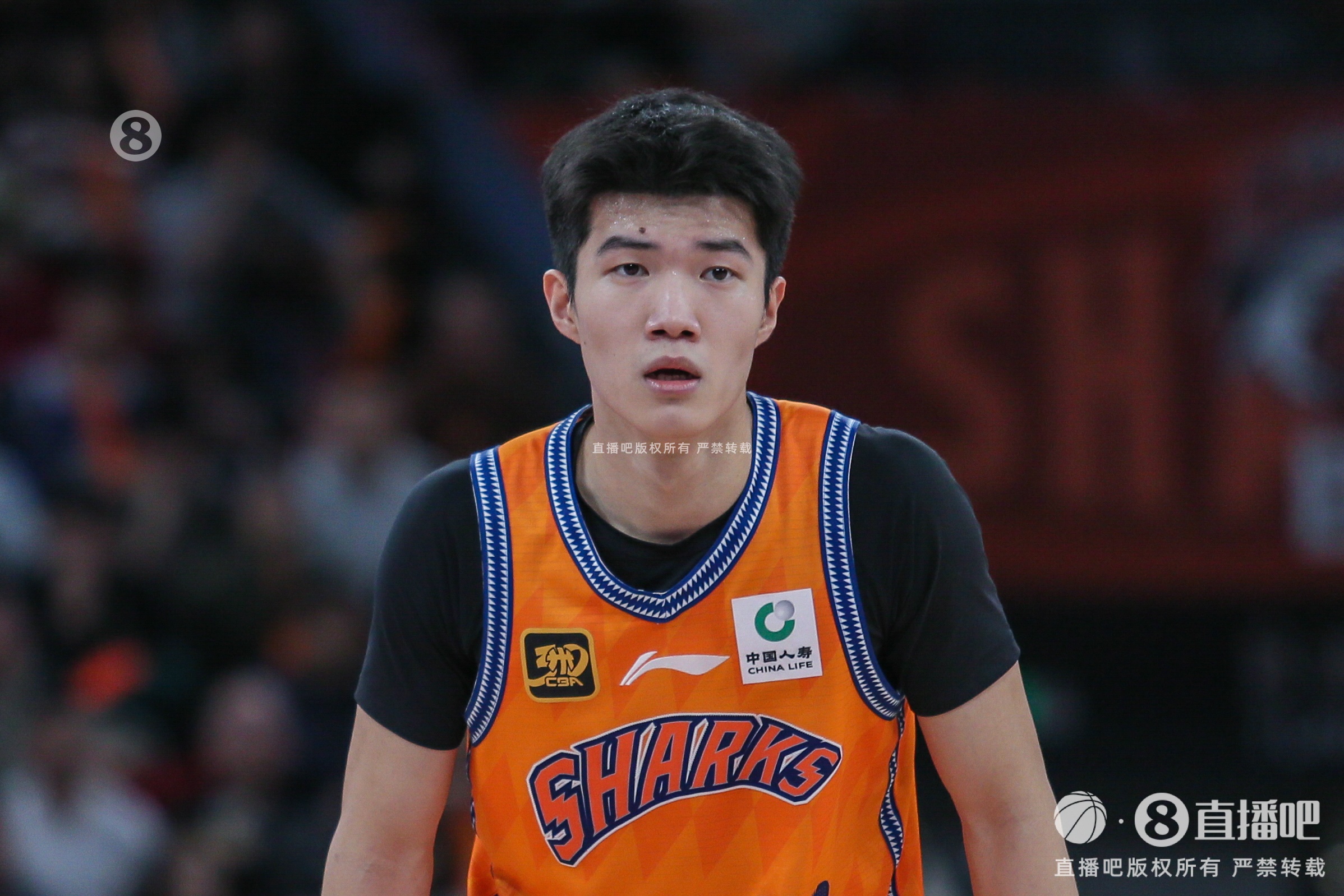 率先發(fā)力！偰李永煒首節(jié)5中4拿到11分 三分4中3